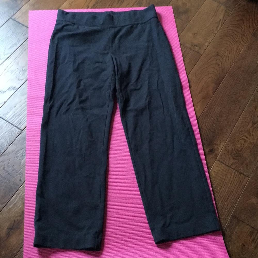 Lands’ End pull on pants - black M/P